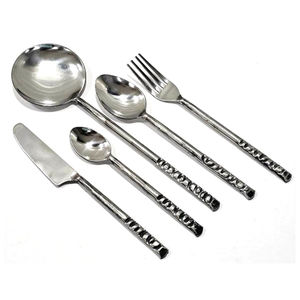 Couverts de Style classique en gros en acier inoxydable plaqué argent cuillère fourchette couteau dîner couverts ensemble pour les événements de banquet - Product Image 1