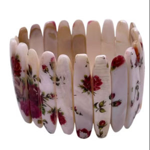 Ensemble de bracelets en résine moderne pour femmes, collection de bijoux de mariage - Product Image 1