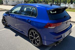 Volkswagen Golf R Turbo 4 cylindres d'occasion en excellent état, modèle 2022 - Product Image 5