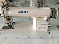 Machine à coudre industrielle à point droit simple aiguille JUKI DDL-8500 d'occasion pour vêtements