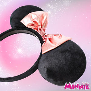 H.E.R ACCESSORIES Sous licence Disney Minnie Mouse Oreilles floues Costume Bandeau avec arc et oreilles de personnage Arc rose 3 ans et plus - Product Image 4