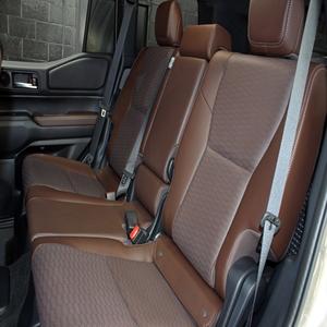 Toyota Land Cruiser 2024, best-seller, pack technologique, boîte automatique, hybride 2.4L turbo I4, 326 ch, 465 lb-pi, transmission à 8 vitesses - Product Image 6