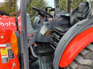 Mini tracteur agricole diesel 4x4 55 CV avec chargeur frontal pour travaux agricoles et de jardinage - Product Image 4