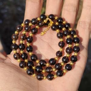Collar de Cuarzo Ahumado Natural con Cuentas de 8mm, Collar de Cuarzo Marrón Redondo y Liso, Joyería de Piedras Preciosas Curativas Hecha a Mano, Regalo de Navidad - Product Image 1