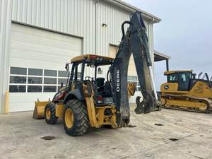 Chargeuse-pelleteuse JOHN DEERE 410L À VENDRE - Product Image 4