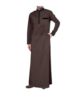 Thobes de haute qualité pour hommes en gros couleur unie Robes traditionnelles Style arabe Caftan hommes Thobes - Product Image 3