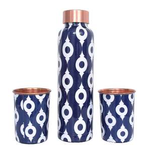 Botella de Agua de Cobre de Diseño Moderno con Dos Vasos (Tumblers) de 800/900 ml de Capacidad, Termo de Vacío para Viajes con Aislamiento Térmico - Product Image 1