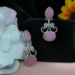 ต่างหูเม็ดเดี่ยวเพชรมอยส์ซอไนต์คุณภาพสูงเกรดพรีเมี่ยมประกายเพชรทางเลือกที่ยอดเยี่ยมสำหรับทุกวันและโอกาสพิเศษ - Product Image 4