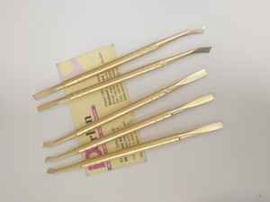 Profesional de alta calidad de acero inoxidable chapado en oro superventas manicura pedicura cutícula empujador de uñas - Product Image 3