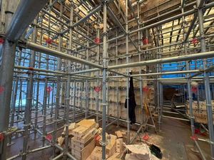 Système de coffrage en dalle réutilisable en plastique ABS MP65, panneaux modulaires légers et étaiements pour la construction de planchers résidentiels - Product Image 5