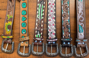 Nouvel arrivage de ceintures florales occidentales en cuir véritable usinées à la main et peintes à la main Ceintures unisexes en cuir véritable usiné à la main - Product Image 5