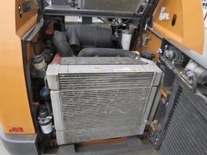 รถตักล้อยางมือสองคุณภาพสูง รุ่น SR270B รถตักล้อยางมือสองคุณภาพพรีเมียม อุปกรณ์ก่อสร้างขนาดกะทัดรัด ราคาถูก - Product Image 4