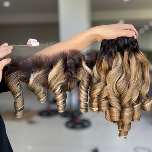 Extensiones de Cabello Natural de Alta Calidad, Color Ombre, con Frontal y Mechones para Hacer Pelucas - Product Image 1
