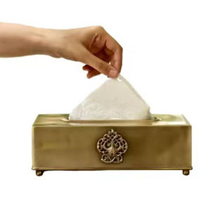 ROSHAN HANDICRAFTS Porte-serviettes carré en métal doré moderne, écologique, fait à la main pour les mariages, boîtes à mouchoirs modèle RH-M012 - Product Image 2