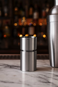 จิกเกอร์ค็อกเทลสแตนเลสสตีลแบบสองชั้น สไตล์โมเดิร์นวินเทจ เป็นมิตรต่อสิ่งแวดล้อม ได้รับการรับรอง สำหรับเครื่องดื่ม ใช้ในบาร์ - Product Image 3