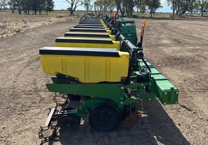 Máquina sembradora de maíz de 2 filas de alto rendimiento original de CornMaster, maquinaria agrícola eficiente para plantar y sembrar para la Agricultura - Product Image 4