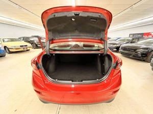 Voiture d'occasion de qualité abordable, Mazda MA-Z-DA3 Sp-ort 2018, conduite à gauche - Product Image 4