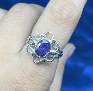 Bague de mariage en argent sterling 925 avec améthyste ovale sertie clos, bijoux artisanaux en pierres précieuses - Product Image 4