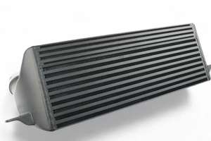 Intercooler de montaje frontal de alto rendimiento para <span class=keywords><strong>BMW</strong></span> Serie 3 E46 <span class=keywords><strong>318d</strong></span> 320d 330d <span class=keywords><strong>2003</strong></span> Producto automotriz de alta calidad - Product Image 5