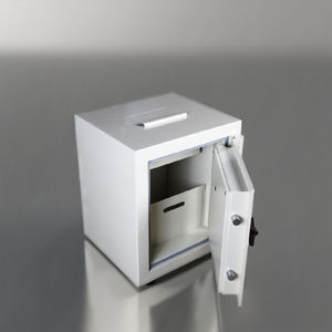 Caja Fuerte Challenger Cash Trap Safe 3 para Gasolineras y Tiendas de Conveniencia, Resistente al Fuego, con Sistema de Bloqueo de 3 Vías - Product Image 1