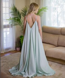 Robe indienne longue en satin fait à la main pour séance photo de mariage pour femmes - Product Image 3