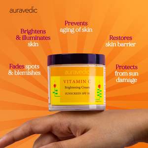Crema Facial Iluminadora con Vitamina C de 50 ml, Certificada por GMP, con SPF, Crema Blanqueadora para la Piel con Ácido Kójico, Té Verde y Hierbas - Product Image 4