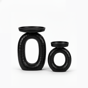 Bougeoir en métal noir martelé nordique, géométrique, circulaire, écologique, bougeoir de Noël pour la décoration moderne de la maison - Product Image 1