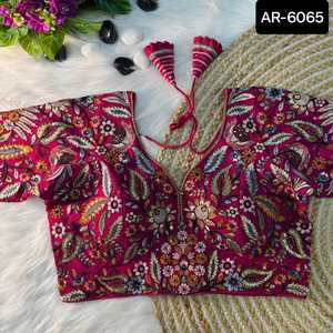 Blusa tradicional india lista para usar con talla grande disponible Blusa de seda de trabajo de secuencia de bordado Zari pesado para Sari - Product Image 2