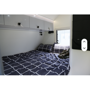Remolque de caravana RV Toy Hauler de 19 pies con cama eléctrica abatible en venta - Product Image 4