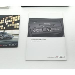 MANUAL DE USO Y MANTENIMIENTO AUDI Q3 Serie (8UG) 8U0012750AF (14>) - Product Image 3