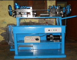 Machine à fabriquer des chaînes en V rondes très vendue pour la production automatique de chaînes de bijoux en or avec une fabrication de haute précision - Product Image 5
