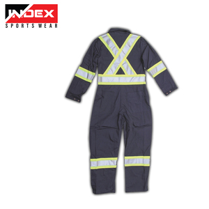 Combinaison de sécurité haute visibilité de haute qualité fabriquée au Pakistan pour hommes avec logo personnalisé, tailles et couleurs personnalisées, utilisable en toutes saisons - Product Image 2