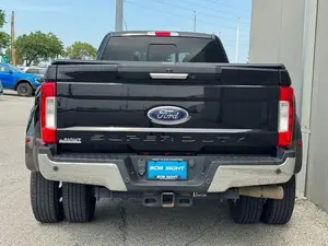 2017 Ford F-350 Lariat - Product Image 3