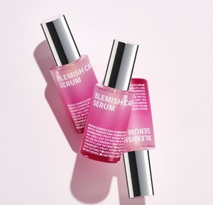 Marque privée Rose Rosa Extraits Sérum Blanchiment et Imperfections Sérum de soin de la peau coréen OEM ODM - Product Image 1