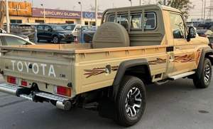 Toyota Land Cruiser Pick LC79 2025, Equipamiento Completo, Motor Diésel 2.8L, Transmisión Automática, Interior Claro, Asientos de Cuero, Neumáticos R16 - Product Image 6