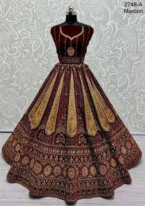 Lehenga Choli Con Dupatta Con Dori Y Parche De Trabajo - Product Image 3