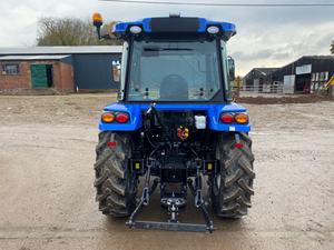 Tractor de oruga para caminar SOLIS 90 Stage V 4WD usado con componentes de núcleo de motor Perkins para tractor de ruedas agrícolas a la venta - Product Image 4