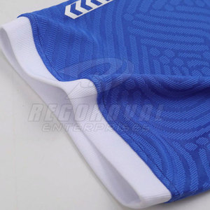 Service OEM Vêtements d'entraînement Uniforme de football Nouveau design Uniforme de football Uniforme de football à bas prix - Product Image 6