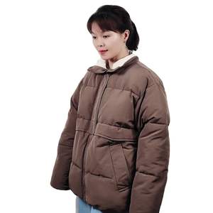 2023 chaqueta acolchada de invierno ecológica transpirable de alta calidad para mujer, relleno de algodón grueso y cálido, logotipo personalizado teñido sólido - Product Image 5