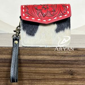 Nouveau Portefeuille Mini en Cuir Véritable de Vachette à Poils, Motif Floral Gravé, avec Dragonne pour Femme, Vente en Gros Usine - Product Image 1