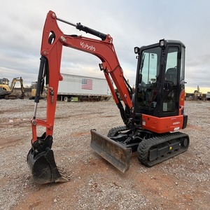 Mejor Precio en Excavadora Compacta Kubota KX033-4 de 1.5 Toneladas con Cucharón de Excavación, Ideal para Construcción y Paisajismo - Product Image 3
