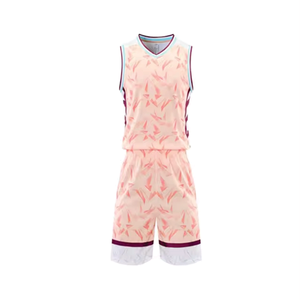 Uniforme de baloncesto elaborado con tejido transpirable de secado rápido que ofrece comodidad duradera, fuerza y flexibilidad para la práctica diaria - Product Image 1