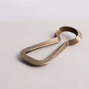 Abridor de Botellas de Metal de Lujo, Herramienta de Barra de Cocina, Acero Inoxidable Premium, Portátil, Acabado Elegante - Product Image 1