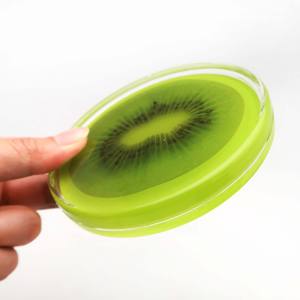 Dessous de verre flottant à motif kiwi de 4 pouces Cadeau personnel unique en cristal Cadeau de nouveauté pour les occasions spéciales - Product Image 5