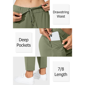 Pantalones de chándal cómodos para mujer con opciones de Etiqueta de impresión de logotipo bordado personalizado para uso de entrenamiento y yoga - Product Image 4