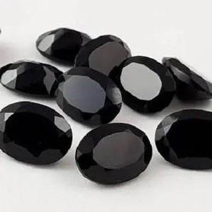 พลอยพลอยกึ่งมีค่าทรงวงรีเจียระไนแบบเหลี่ยมเพชรพลอยสีดำธรรมชาติขนาด10มม. 12มม. สำหรับการตั้งค่าเครื่องประดับ - Product Image 1
