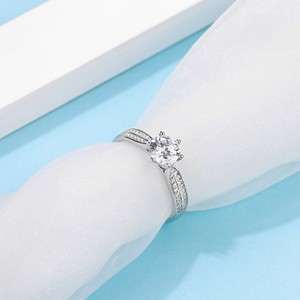 Anillo de Compromiso Personalizado de Oro Blanco de 14k con Certificado IGI, Diamante VVS Baguette, Estilo Hip Hop, Unisex, Plata de Ley 925 - Product Image 6