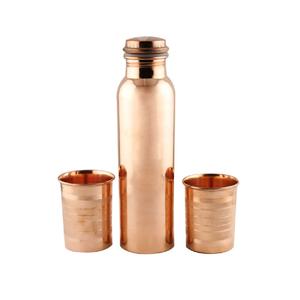 Botella de agua de alta calidad hecha de cobre puro para gimnasio de oficina y yoga Ayurveda Exportador de botella de cobre recomendado de la India - Product Image 1