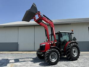 รถแทรกเตอร์ Massey Ferguson 4710 ราคาประหยัด 42 แรงม้า ขับเคลื่อน 4 ล้อ สีแดง สำหรับงานเกษตร ระบบเกียร์ขับเคลื่อน ระดับความปลอดภัยสูง - Product Image 5