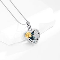 Collares modernos de urna de mariposa de Metal para mujer, tamaño personalizado, joyería para cenizas, colgantes de cremación de corazón para restos humanos